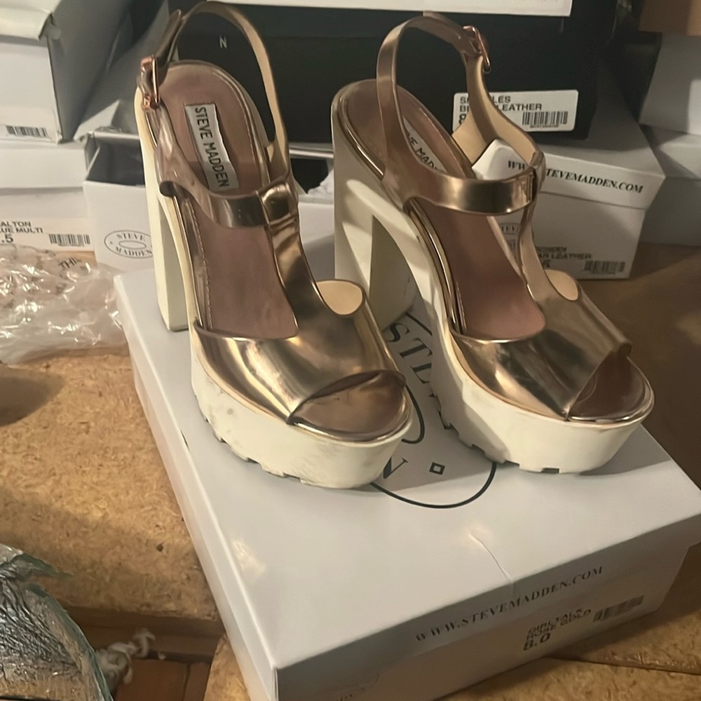 ROSE GOLD platform Steve Madden summer shoe